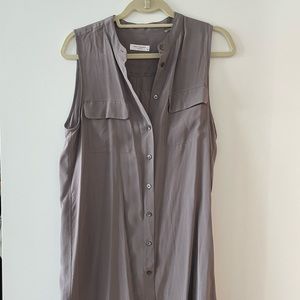 Equipment Femme sleeveless button down tunic